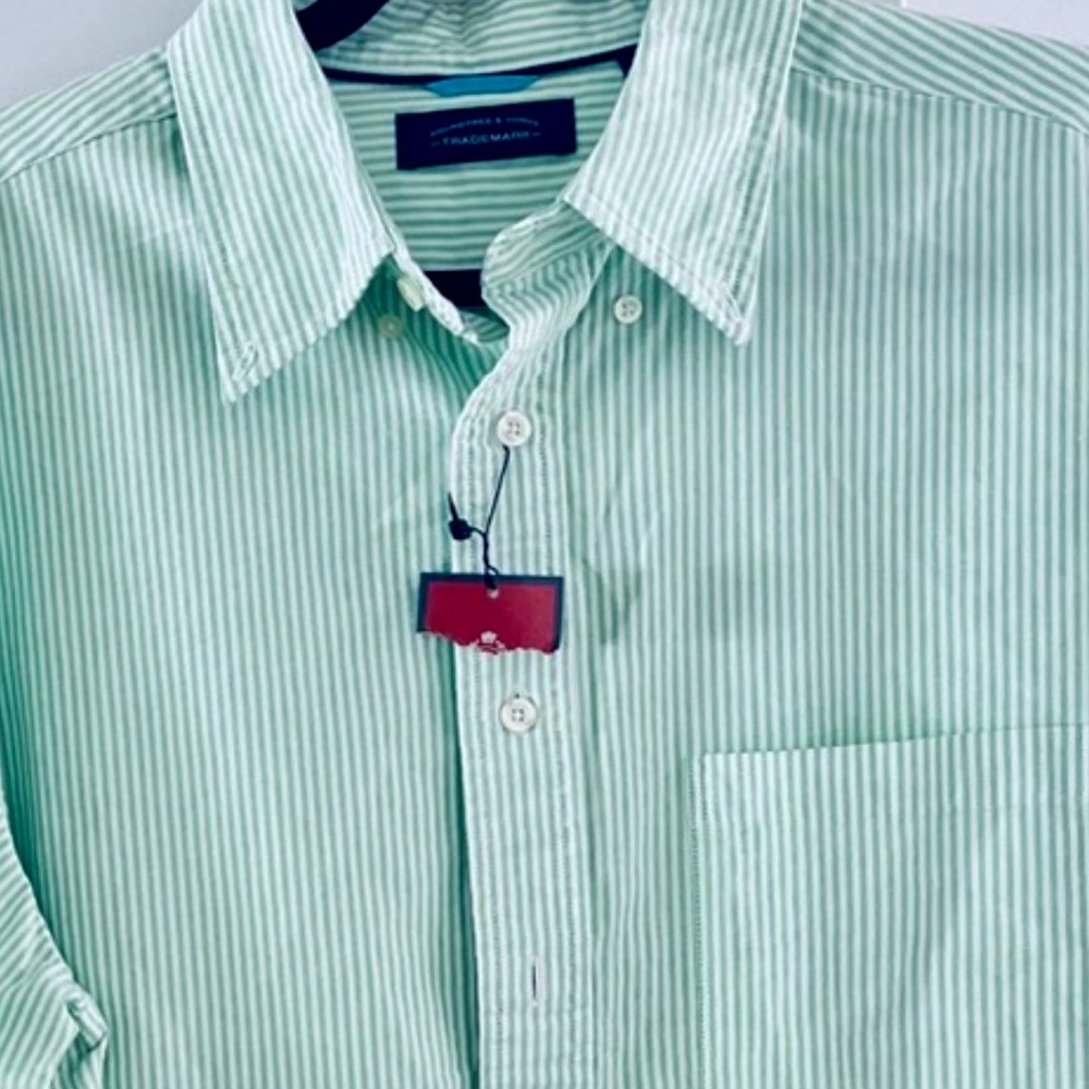 NWT, Roundtree & Yorke Button Down Shirt, Size Large
